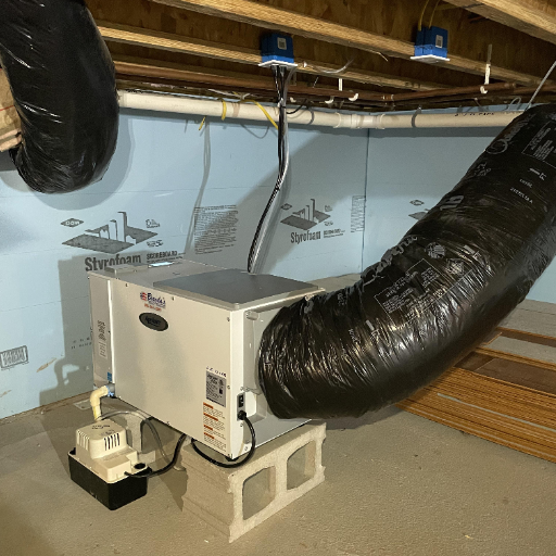 How can you maintain ideal crawl space humidity year-round?