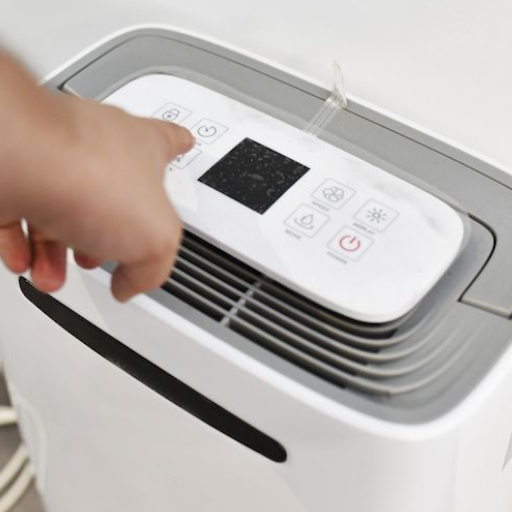 How to Properly Use a Dehumidifier
