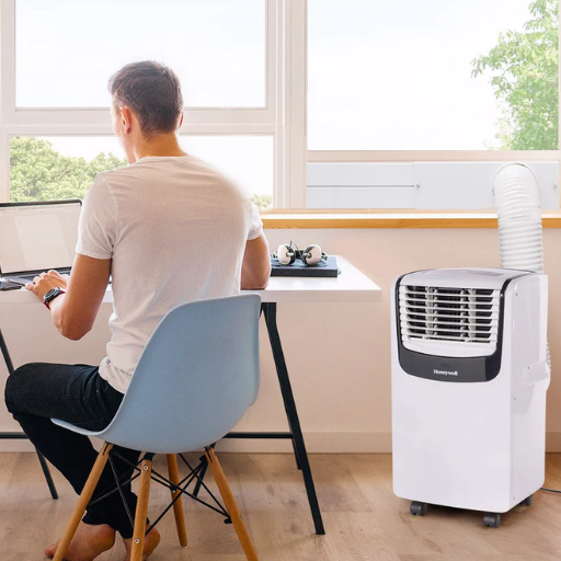 Improving Indoor Air Quality with Dehumidifiers and Air Conditioners