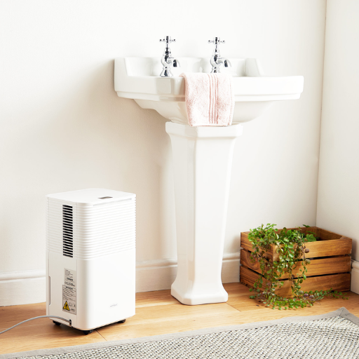 How Does a Dehumidifier Work to Get Rid of Musty Smell